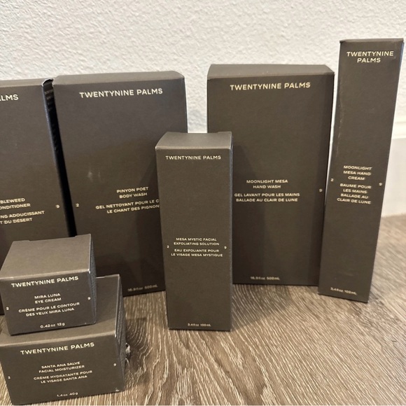 TWENTY NINE PALMS 9 PIECE SET - (No Serum/Clay Mask) - $490 MSRP - - Picture 4 of 10